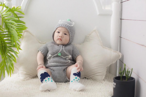 玉溪宝宝揉眼睛是怎么回事